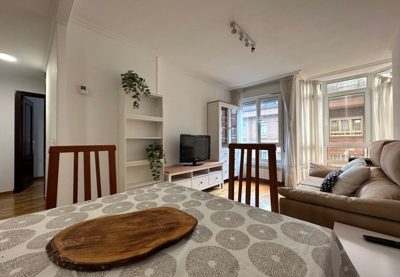 Apartamento en Oviedo - 632A Bonito apartamento en Oviedo 