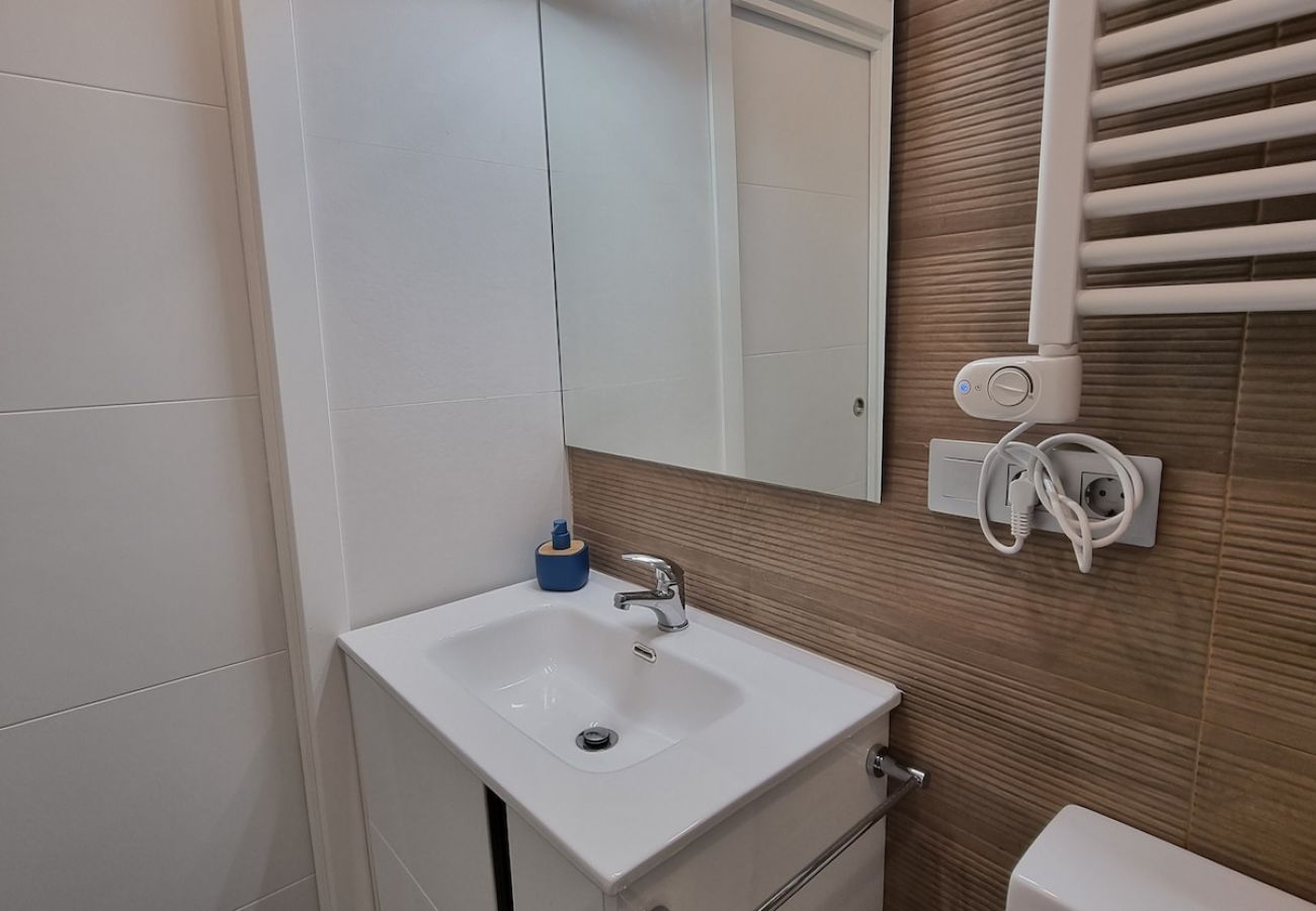 Apartamento en Gijón - 136A - Apartamento moderno en la playa