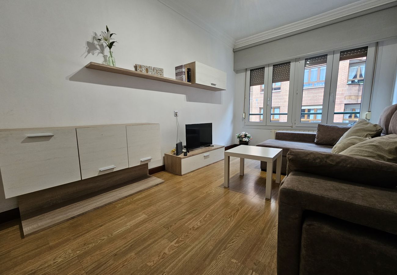 Apartamento en Gijón - 127A Apartamento 3 habitaciones cerca de la playa