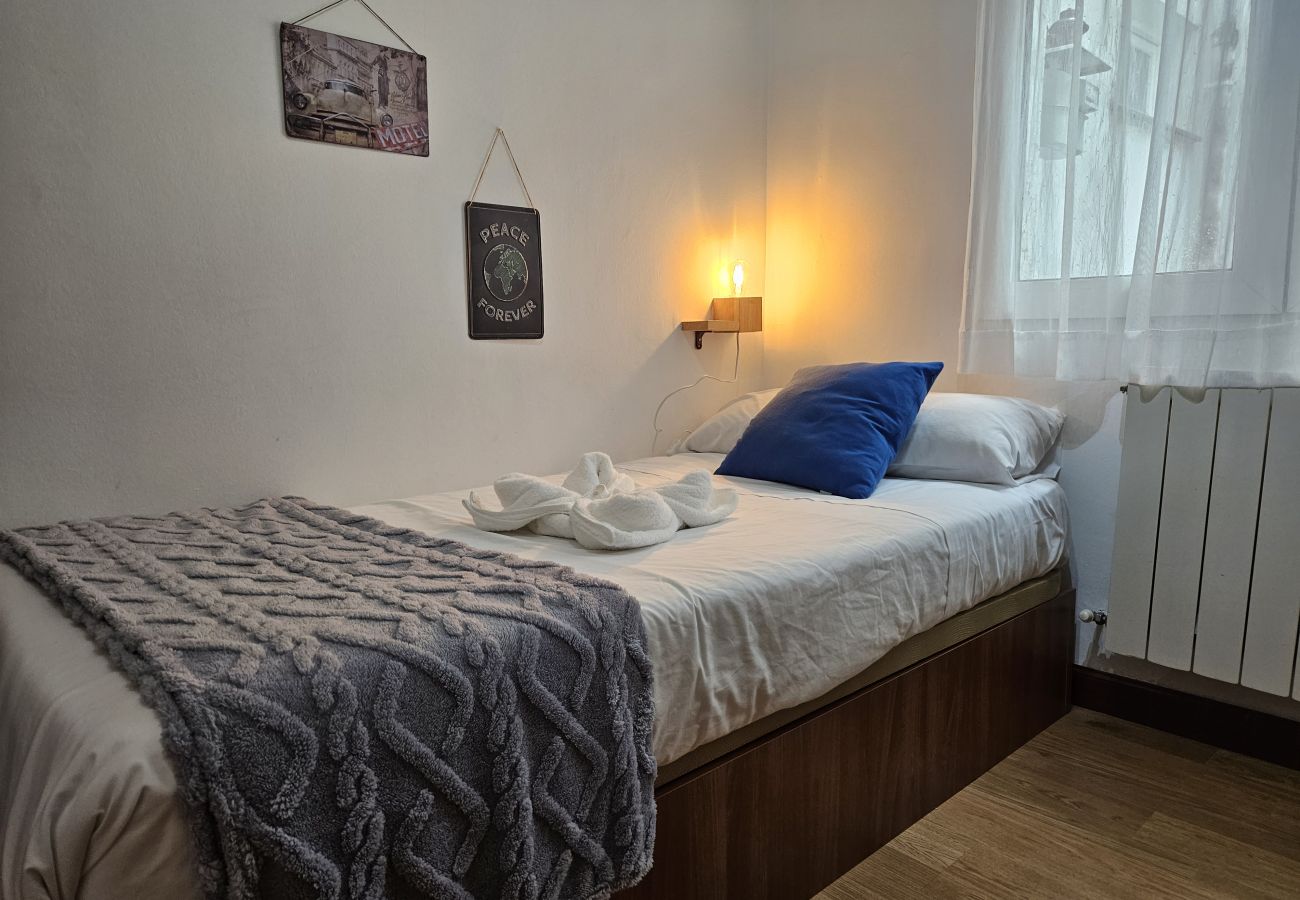 Apartamento en Gijón - 127A Apartamento 3 habitaciones cerca de la playa