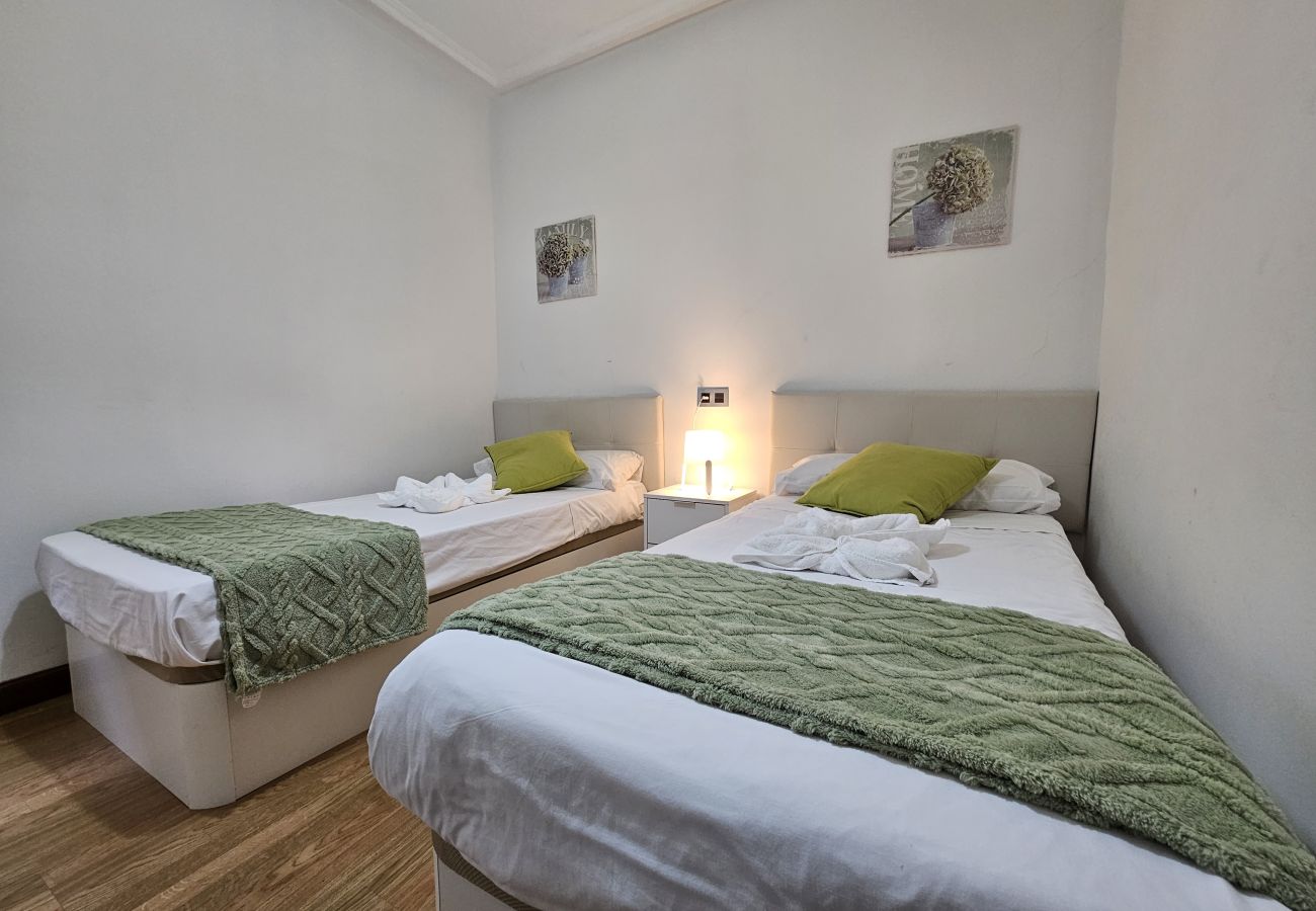 Apartamento en Gijón - 127A Apartamento 3 habitaciones cerca de la playa