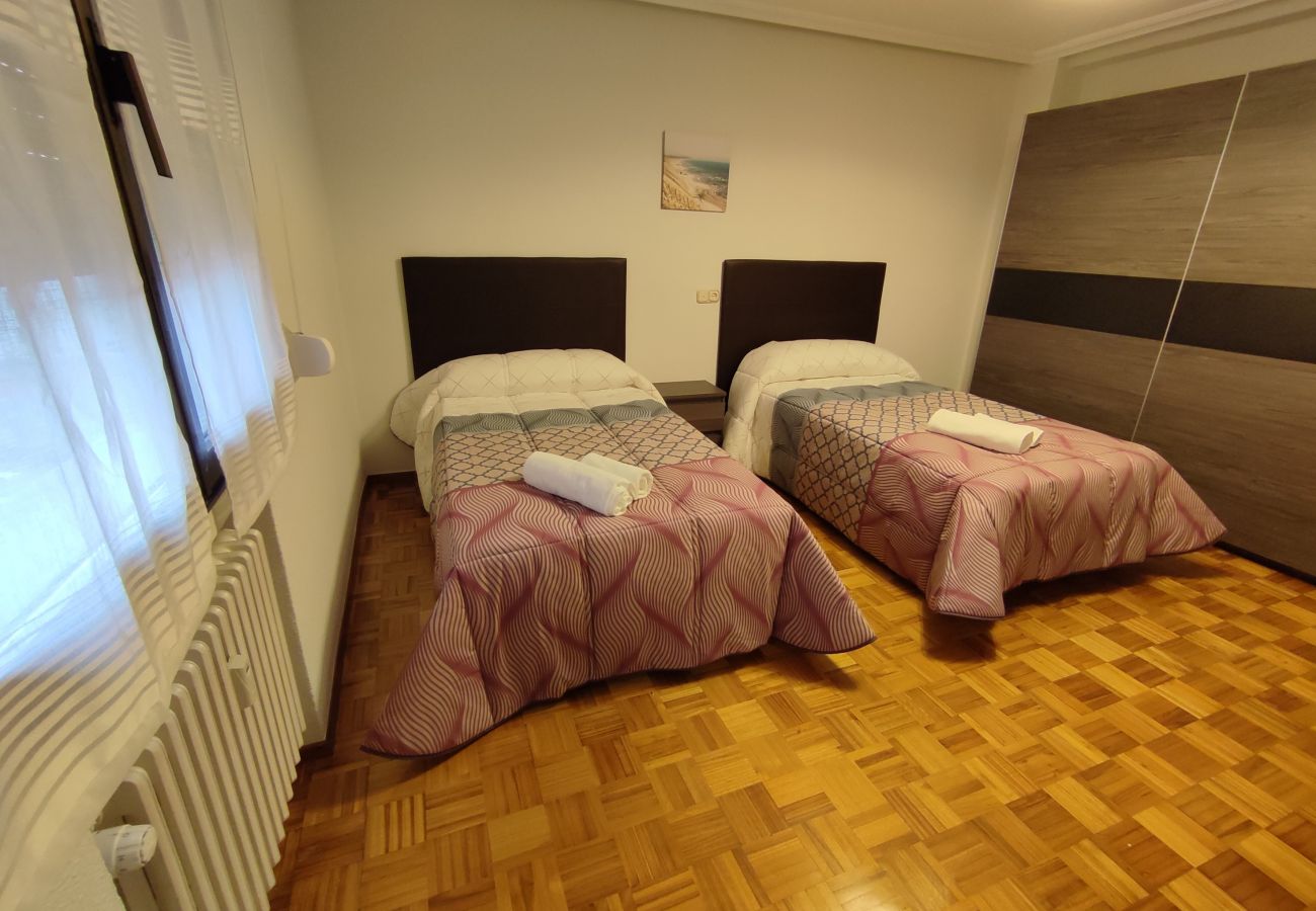 Apartamento en Gijón - 110A Amplio apartamento 3 dormitorios Gijón