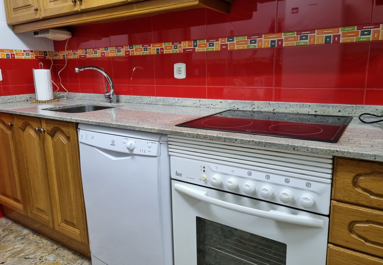 Apartamento en Gijón - 126B Apartamento ESCALERA 7 PLAYA - 3 Hab