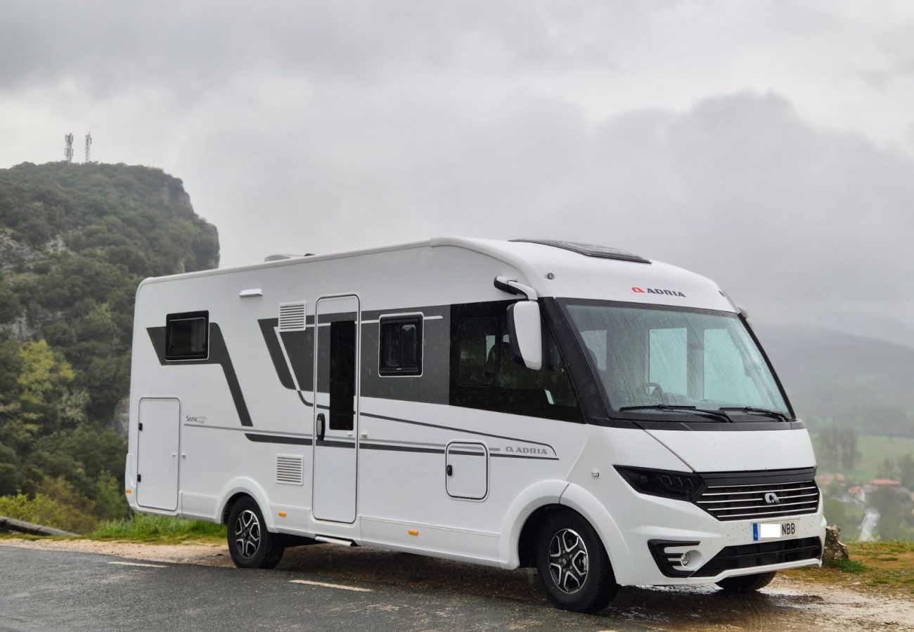 Mobile home en Gijón - CARAV002 - Autocaravana Integral