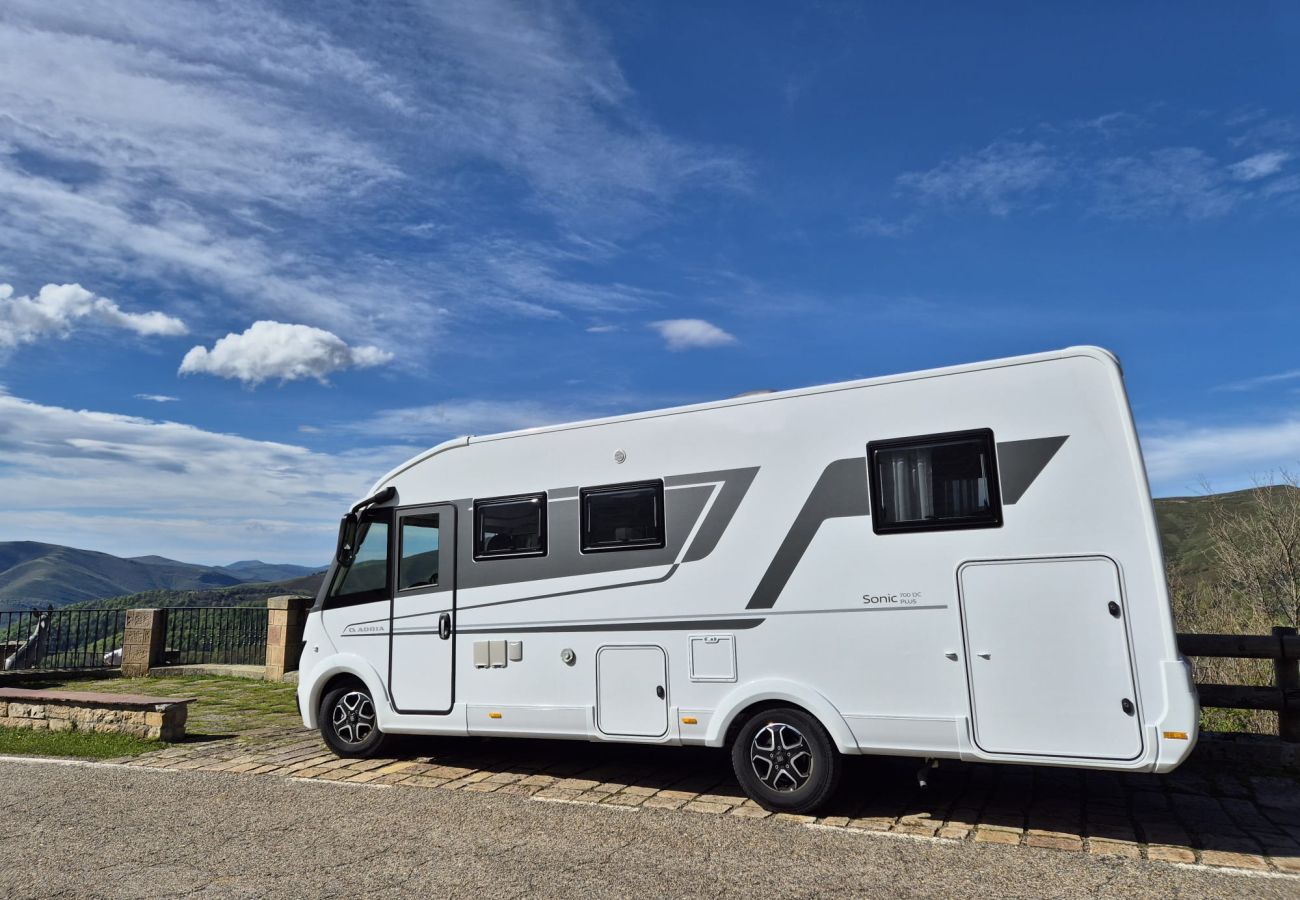 Mobile home en Gijón - CARAV002 - Autocaravana Integral