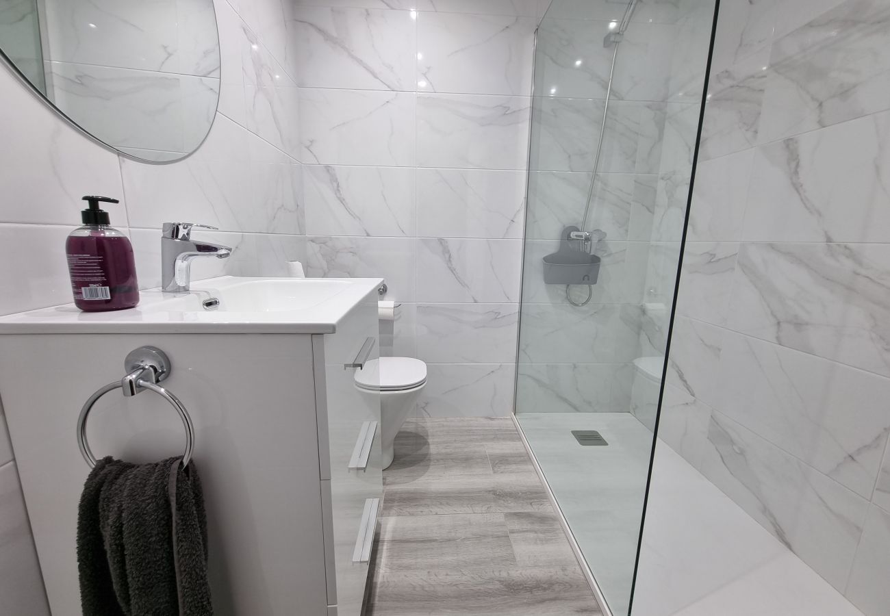 Apartamento en Gijón - 173A Amplio apartamento moderno