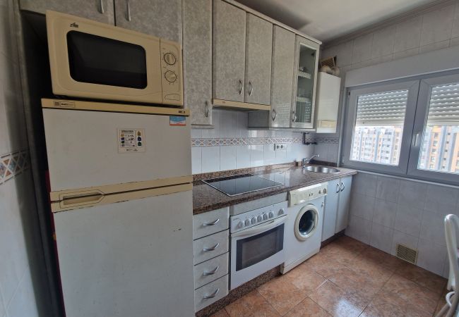 Apartamento en Oviedo - 626A Tres dormitorios con garaje