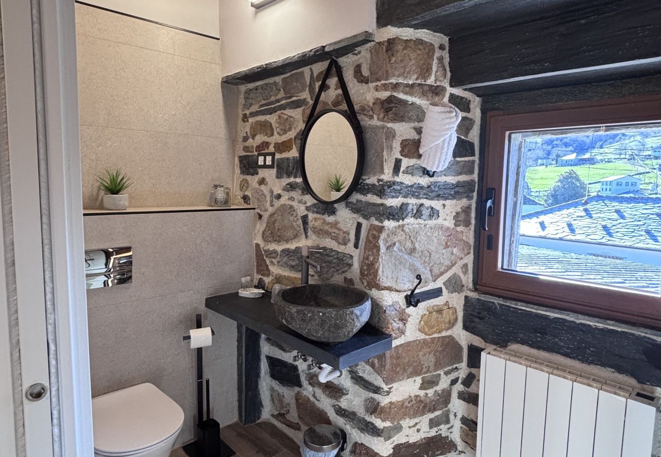 Apartamento en Allande - 27A01 Casa Uría - Camino de Santiago