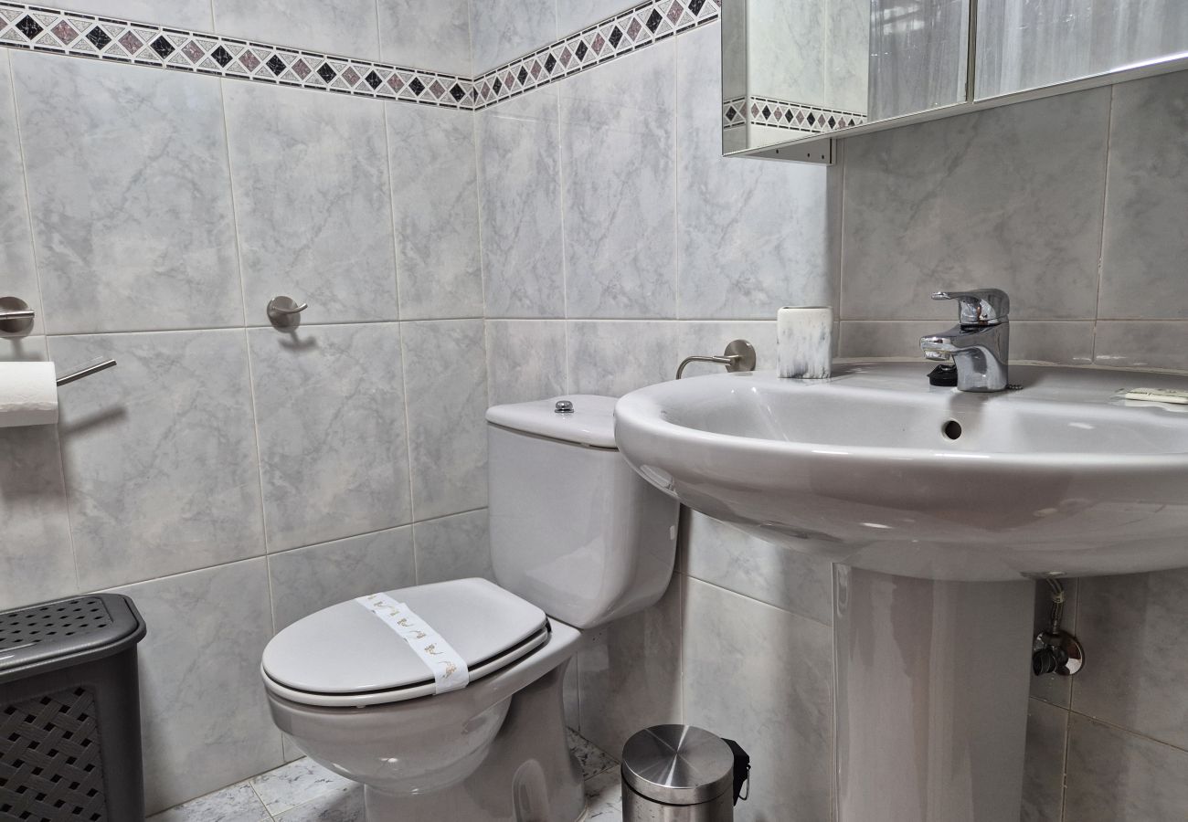 Apartamento en Santoña - C05A02 Apartamento en la playa con piscina