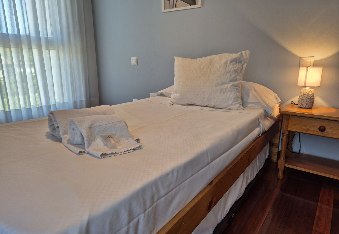 Apartamento en Santoña - C05A02 Apartamento en la playa con piscina