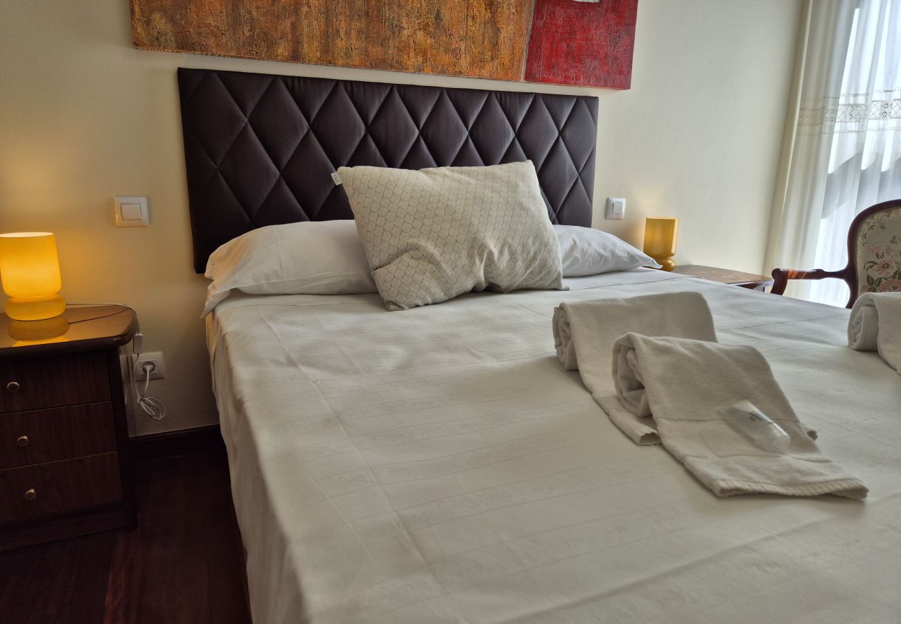 Apartamento en Santoña - C05A02 Apartamento en la playa con piscina