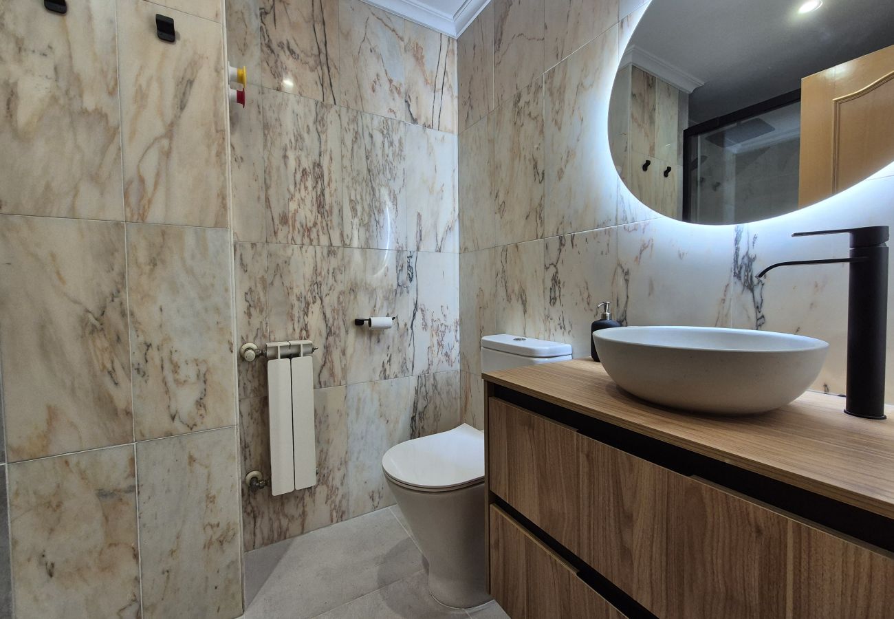 Apartamento en Oviedo - 651A Siente Oviedo Apartamento Céntrico  con garaj