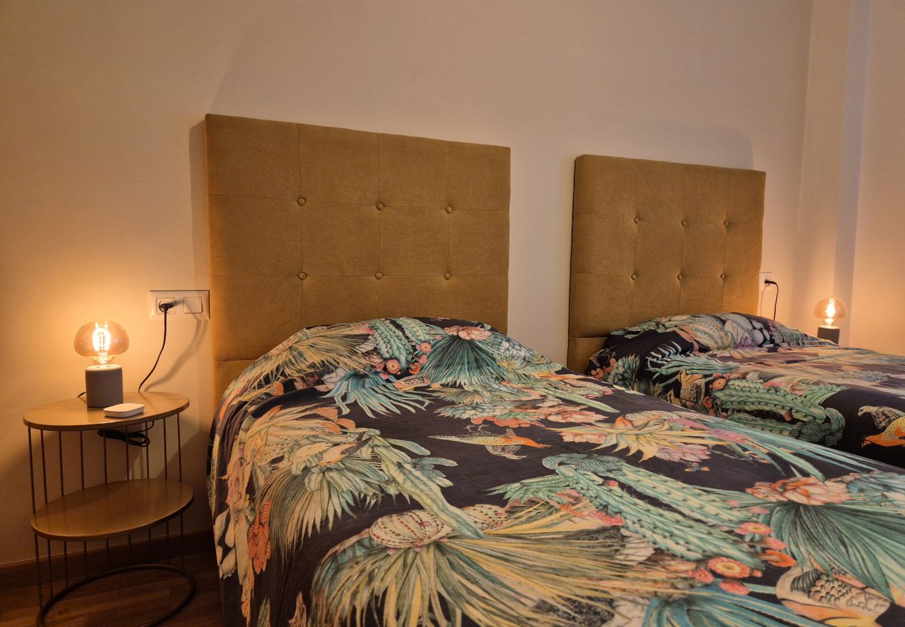 Apartamento en Oviedo - 651A Siente Oviedo Apartamento Céntrico  con garaj