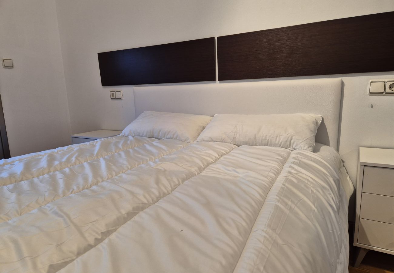 Apartamento en Oviedo - 654A El Ático de la Alameda