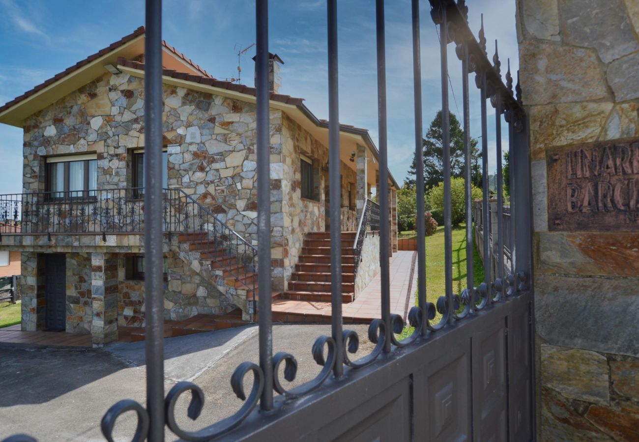 Casa en Villaviciosa - 210A Casa Linares Amplia casa en Villaviciosa