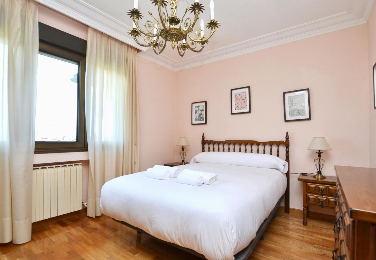 Casa en Villaviciosa - 210A Casa Linares Amplia casa en Villaviciosa