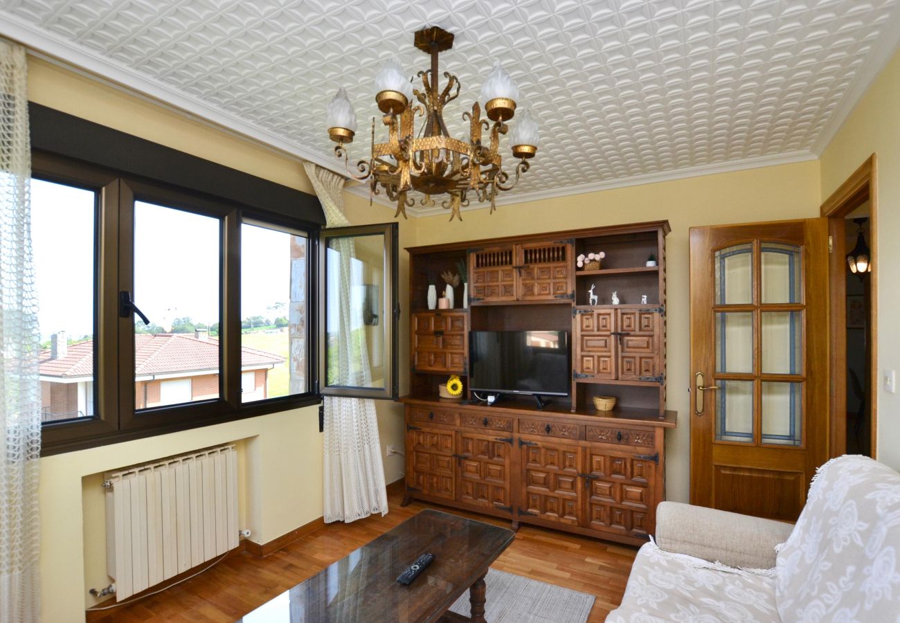Casa en Villaviciosa - 210A Casa Linares Amplia casa en Villaviciosa