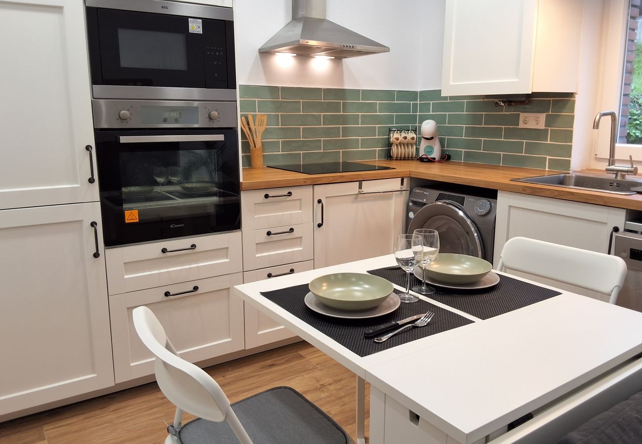 Apartamento en Langreo - 33A03 Apto para 6 pax en Langreo