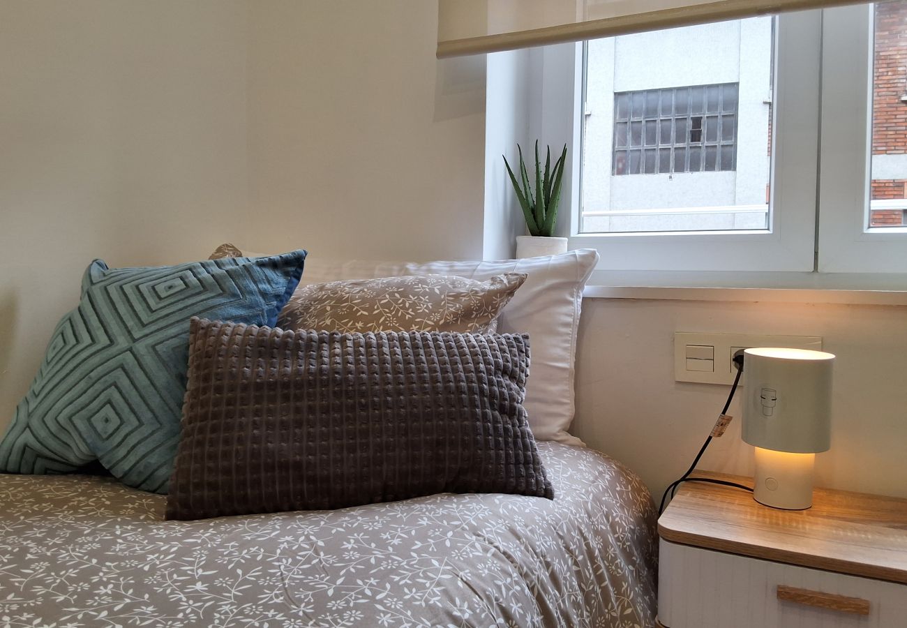 Apartamento en Langreo - 33A03 Apto para 6 pax en Langreo