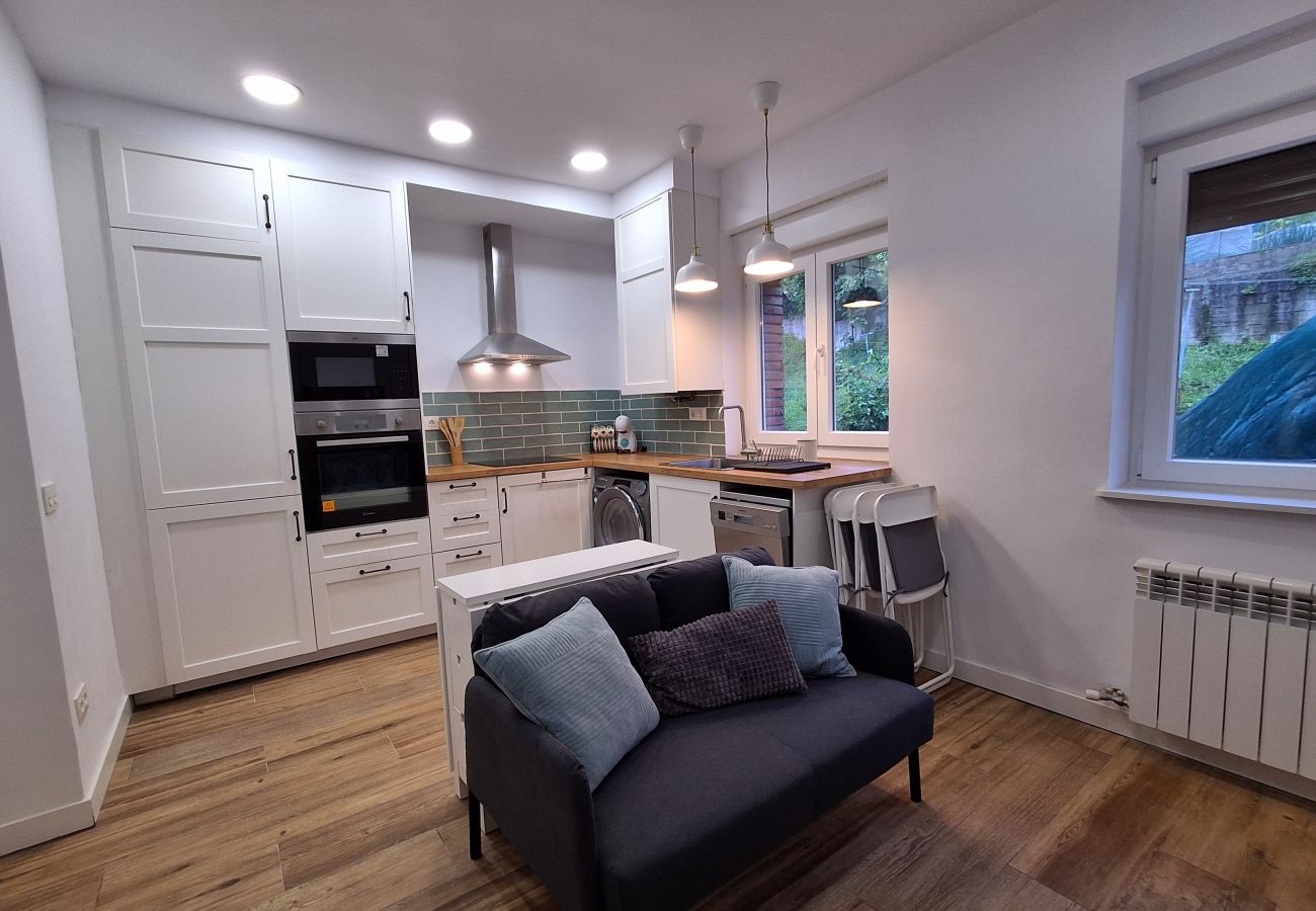 Apartamento en Langreo - 33A03 Apto para 6 pax en Langreo