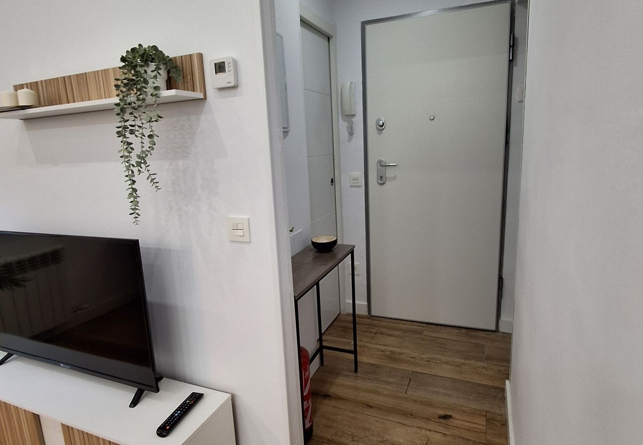 Apartamento en Langreo - 33A03 Apto para 6 pax en Langreo
