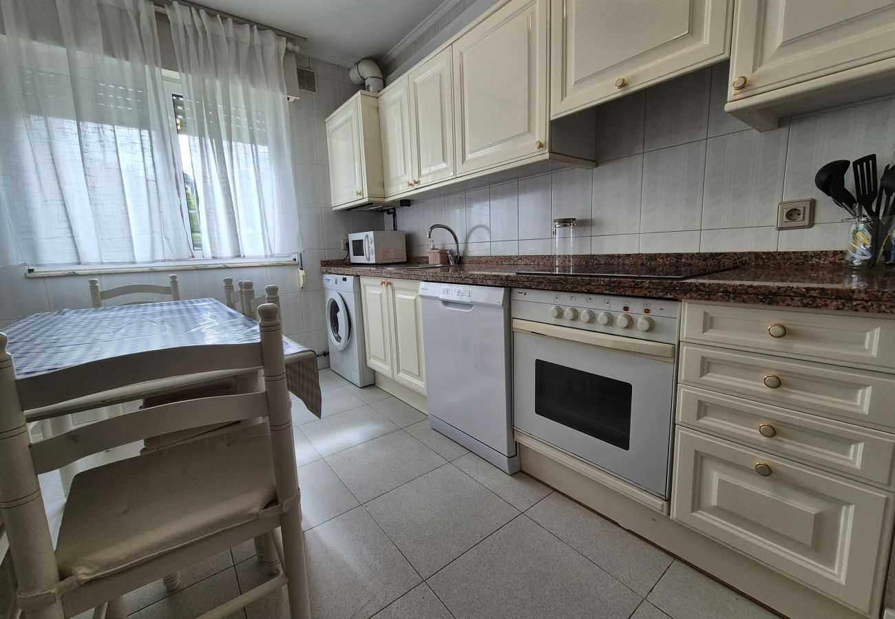 Apartamento en Arriondas - 22A03 TEMPORADA duplex 4 dormitorios
