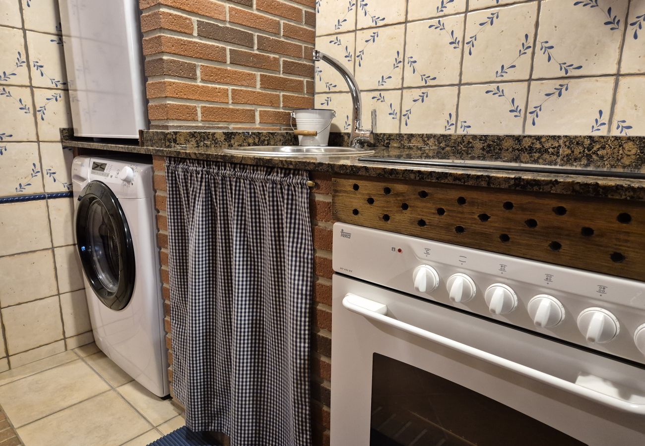 Apartamento en Villaviciosa - 211A LA CHALANA Bonito Estudio en Tazones para 2 p