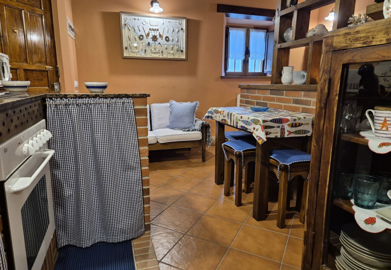 Apartamento en Villaviciosa - 211A LA CHALANA Bonito Estudio en Tazones para 2 p