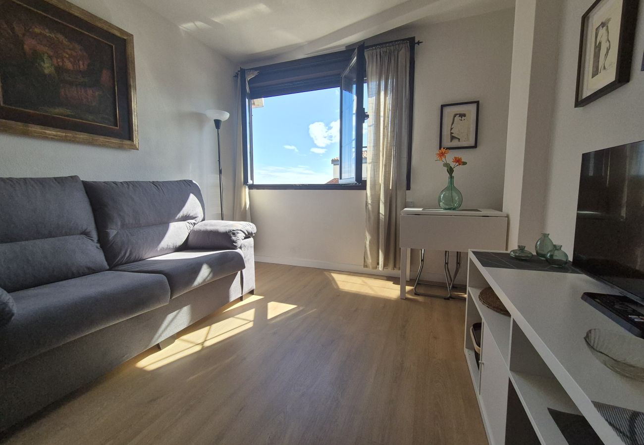 Apartamento en Lastres - 14A11 Apartamento con vistas en Lastres