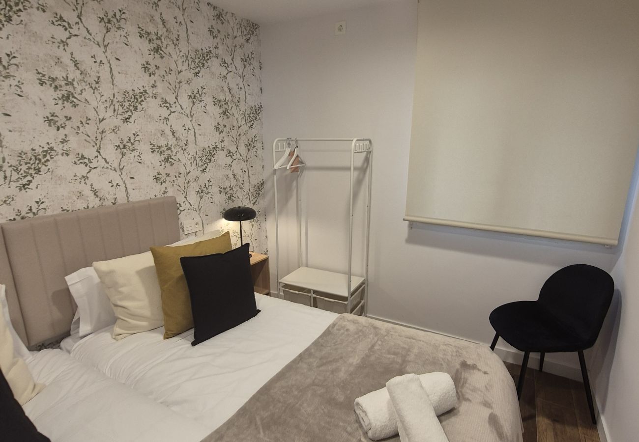 Apartamento en Gijón - 1A157 ALQUILER  DE TEMPORADA Coqueto Apartamento e