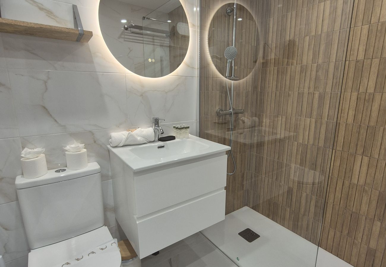 Apartamento en Gijón - 1A157 ALQUILER  DE TEMPORADA Coqueto Apartamento e