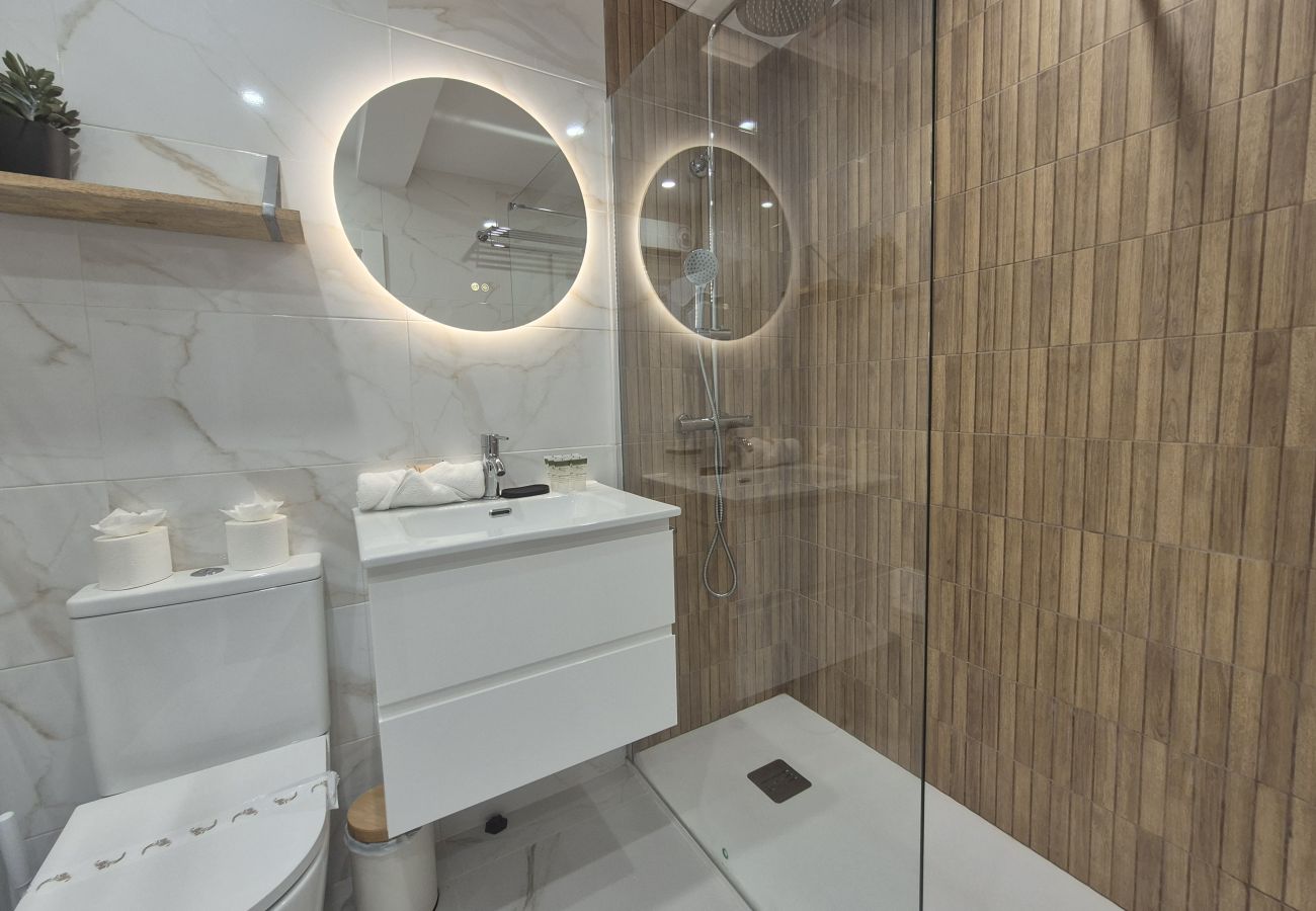 Apartamento en Gijón - 1A157 ALQUILER  DE TEMPORADA Coqueto Apartamento e