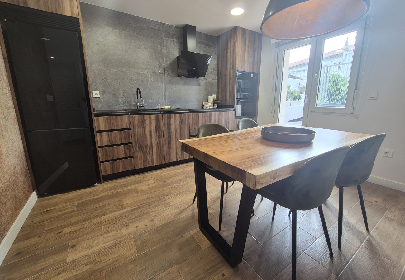 Apartamento en Gijón - 1A157 ALQUILER  DE TEMPORADA Coqueto Apartamento e