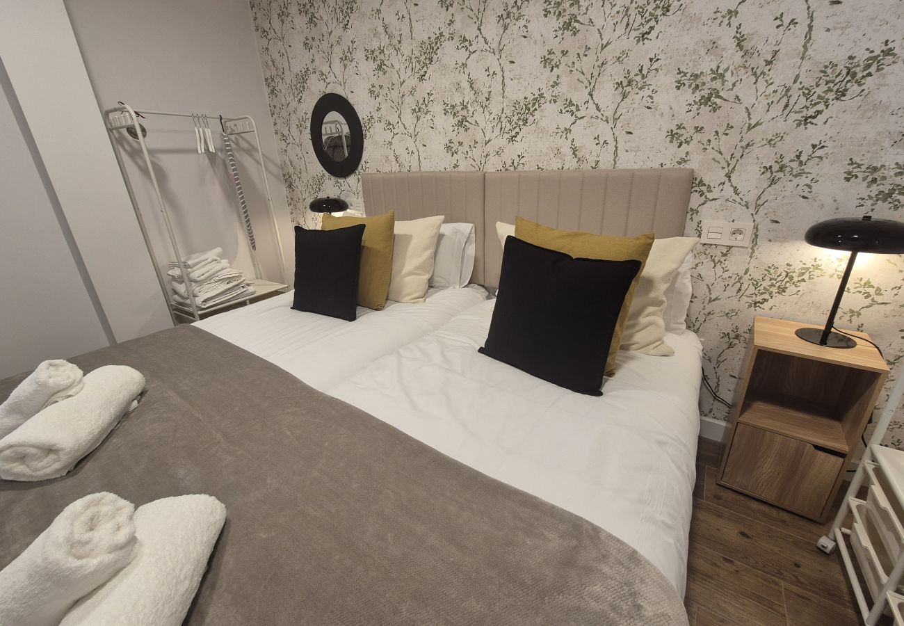Apartamento en Gijón - 1A157 ALQUILER  DE TEMPORADA Coqueto Apartamento e
