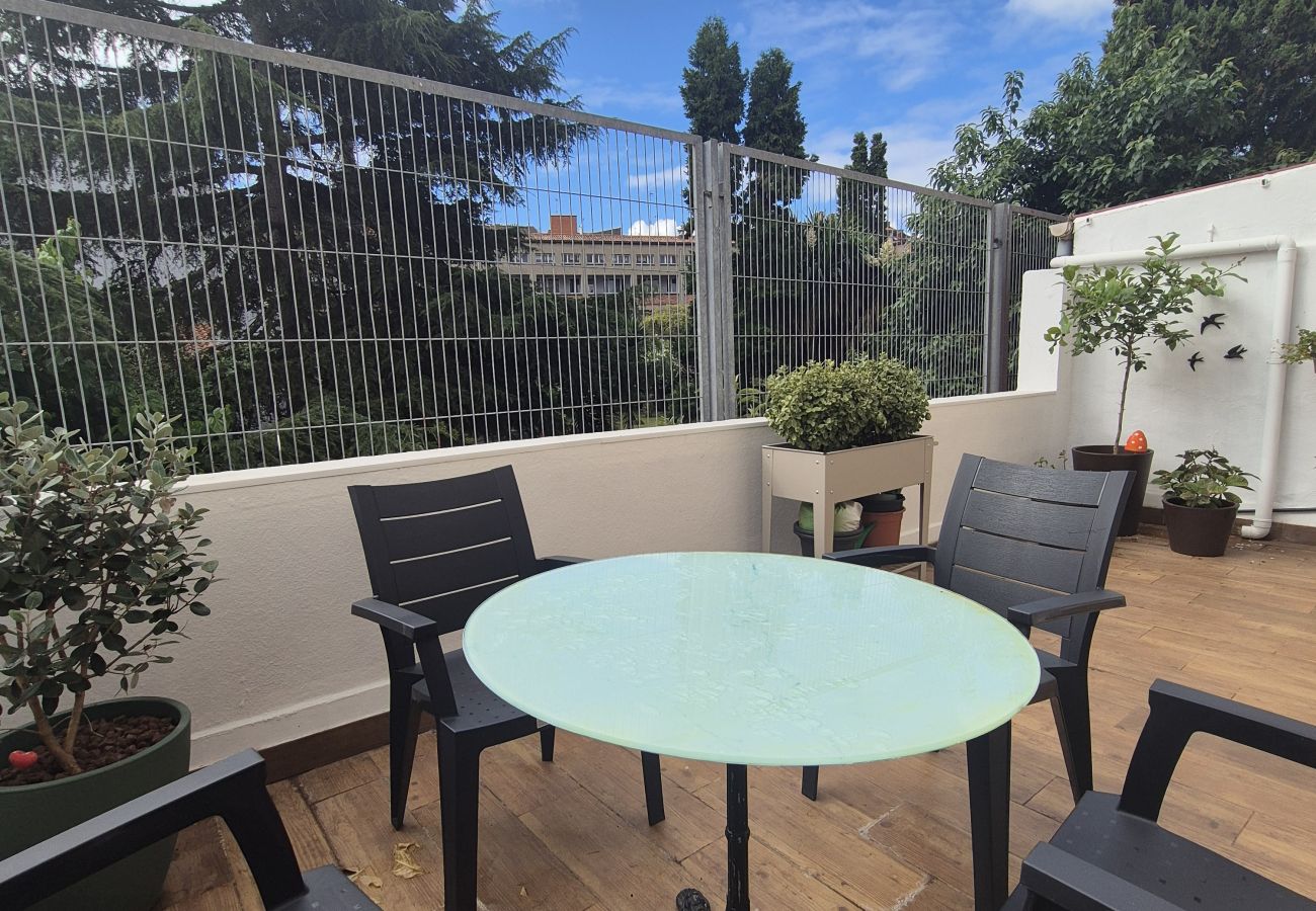 Apartamento en Gijón - 1A157 ALQUILER  DE TEMPORADA Coqueto Apartamento e