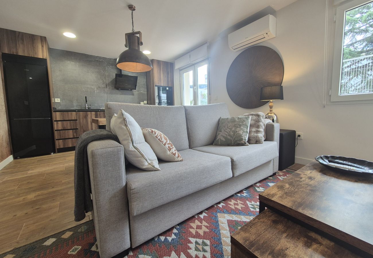 Apartamento en Gijón - 1A157 ALQUILER  DE TEMPORADA Coqueto Apartamento e