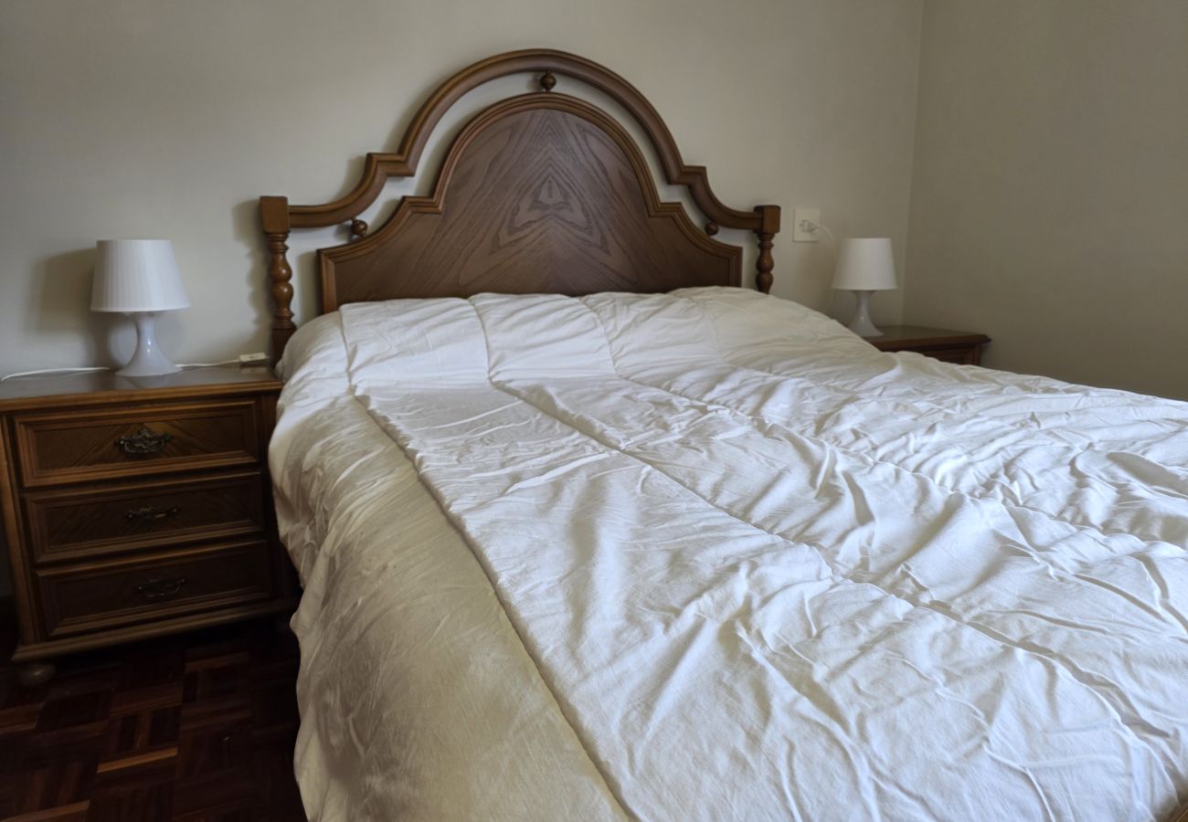 Apartamento en Gijón - 1A159 Alquiler DE TERMPORADA 3 dormitorios