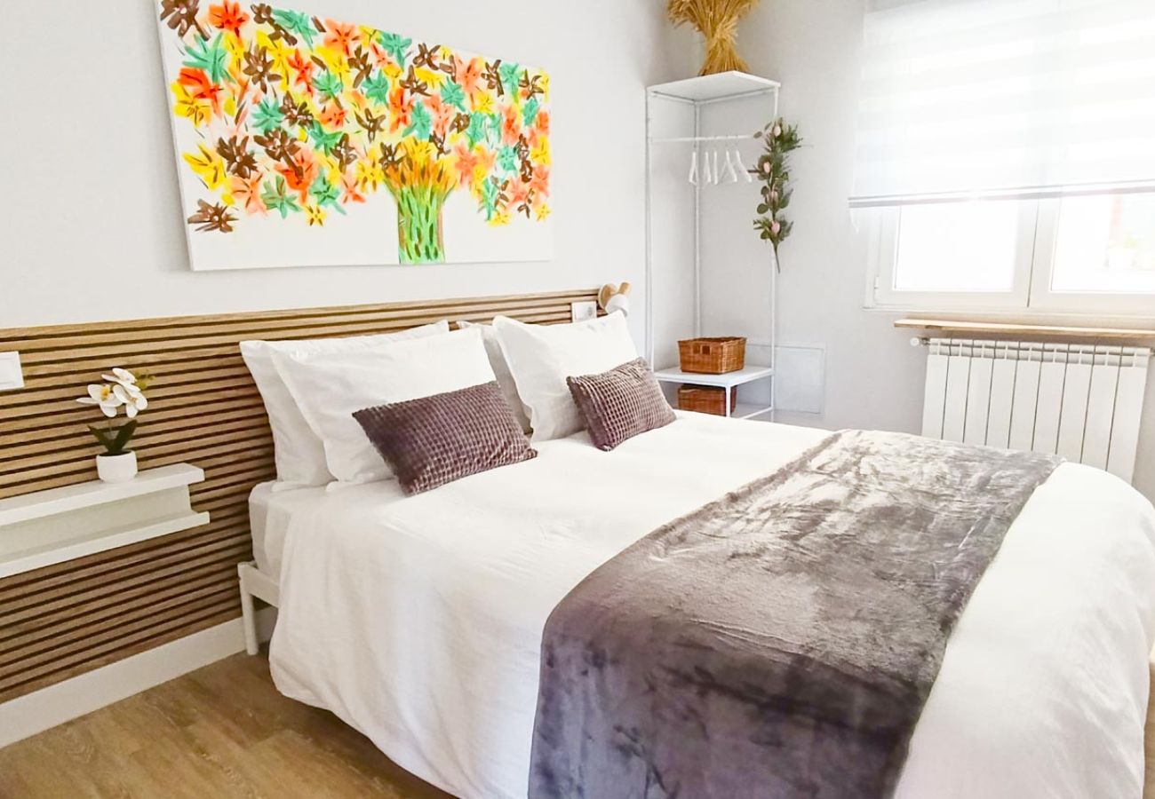 Apartamento en Gijón - 1A163 ALQUILER TEMPORADA Moderno a un paso Playa P