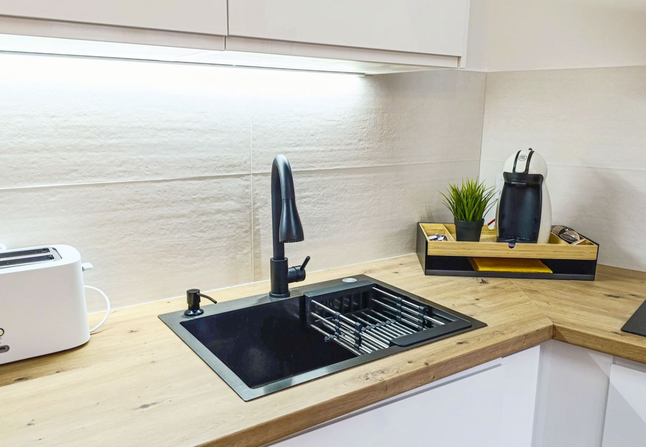 Apartamento en Gijón - 1A163 ALQUILER TEMPORADA Moderno a un paso Playa P