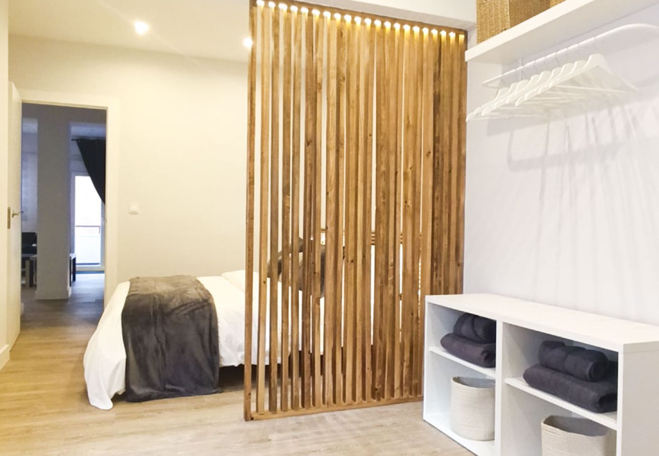 Apartamento en Gijón - 1A163 ALQUILER TEMPORADA Moderno a un paso Playa P