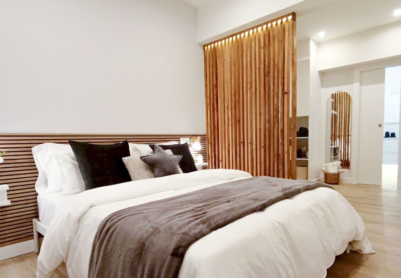 Apartamento en Gijón - 1A163 ALQUILER TEMPORADA Moderno a un paso Playa P