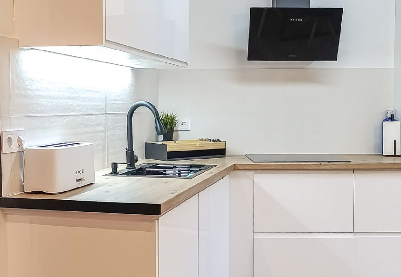 Apartamento en Gijón - 1A163 ALQUILER TEMPORADA Moderno a un paso Playa P