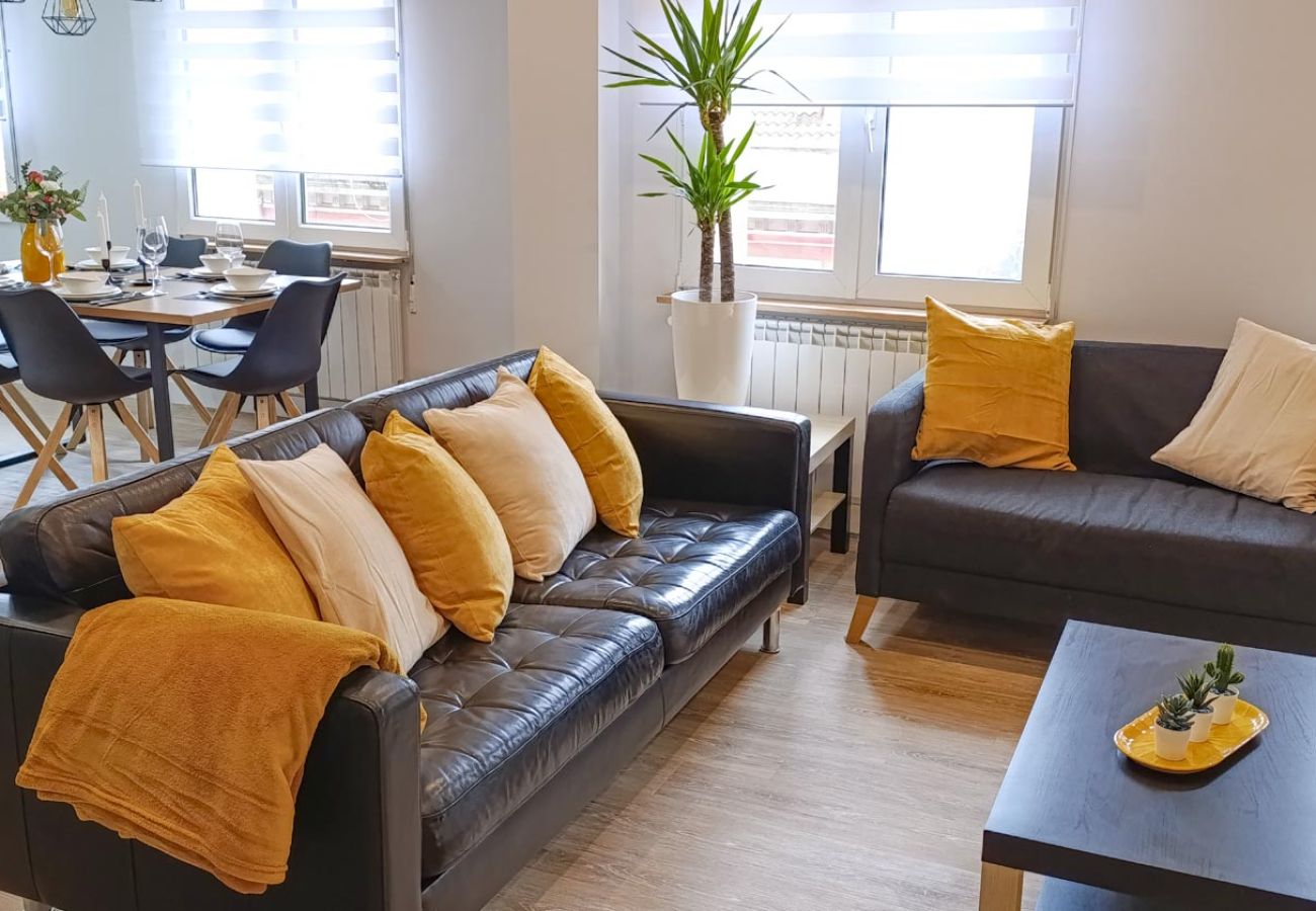 Apartamento en Gijón - 1A163 ALQUILER TEMPORADA Moderno a un paso Playa P