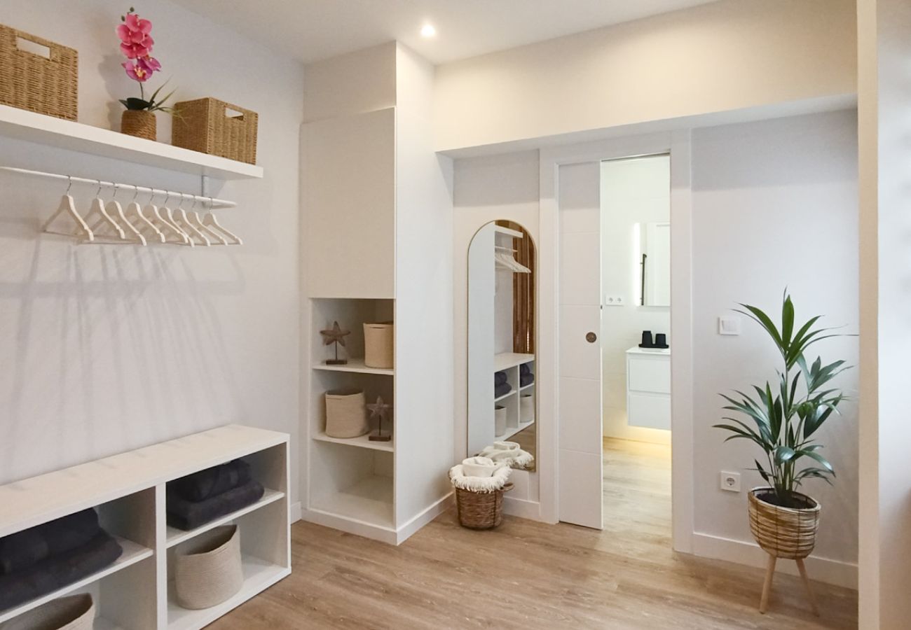 Apartamento en Gijón - 1A163 ALQUILER TEMPORADA Moderno a un paso Playa P
