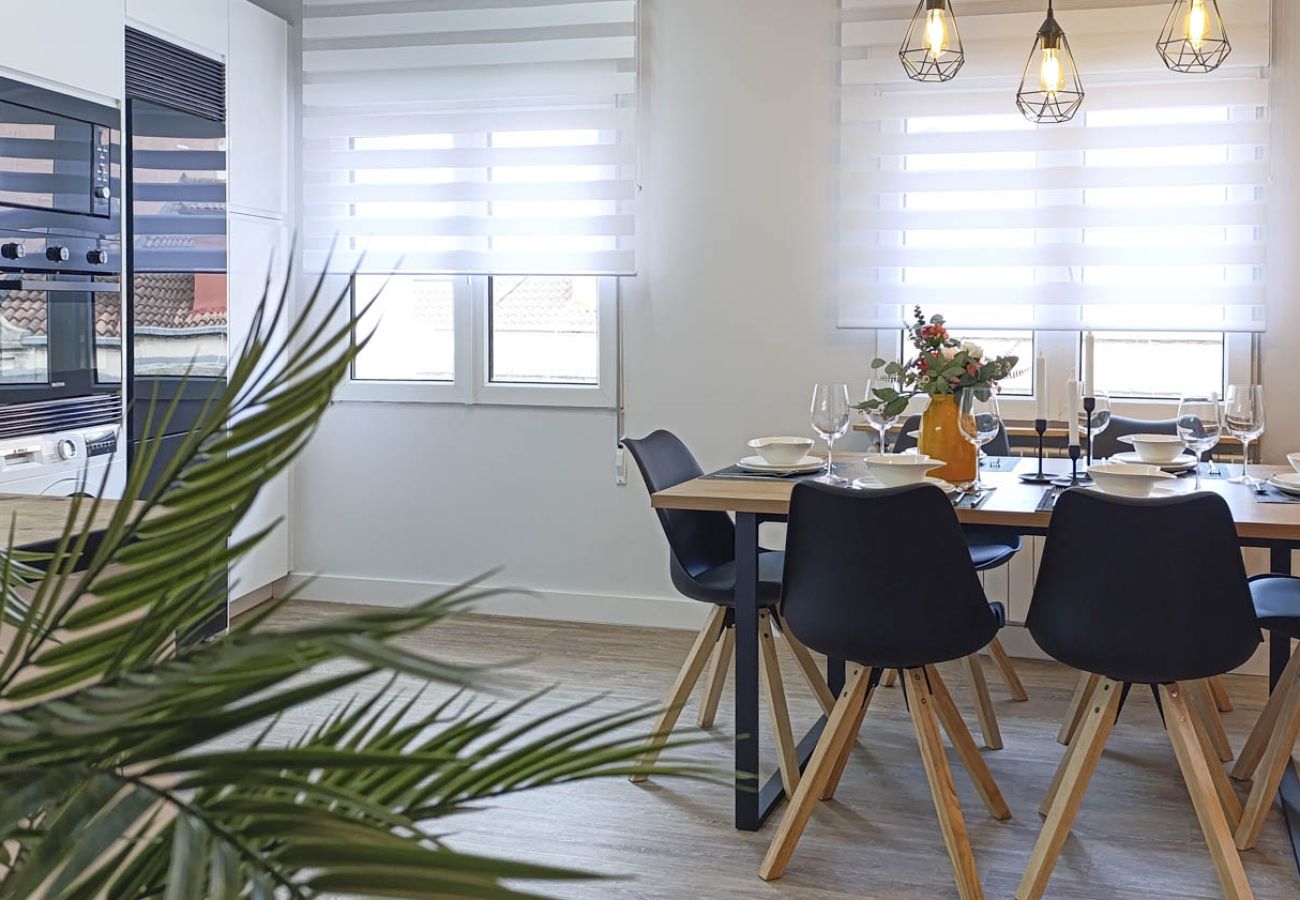 Apartamento en Gijón - 1A163 ALQUILER TEMPORADA Moderno a un paso Playa P
