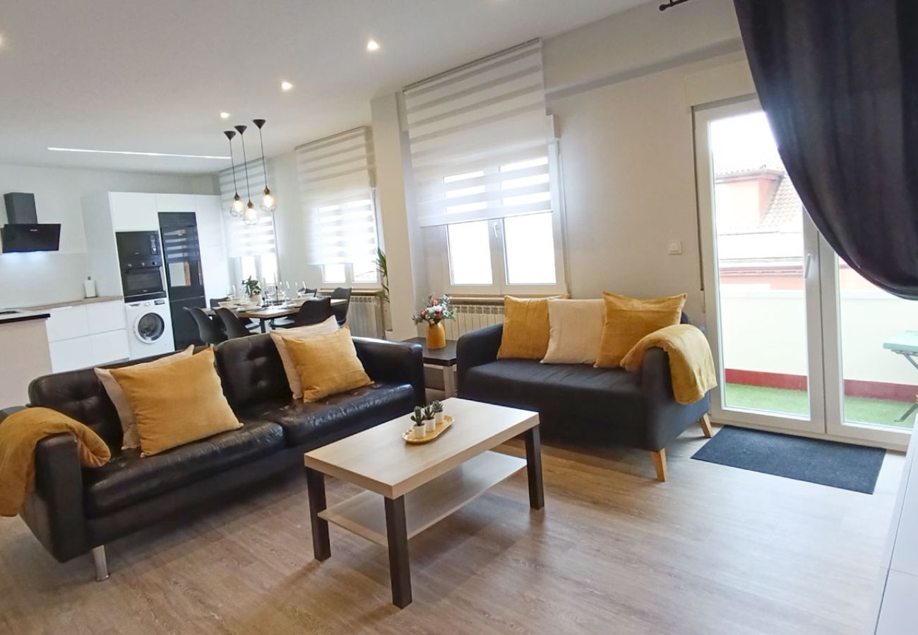 Apartamento en Gijón - 1A163 ALQUILER TEMPORADA Moderno a un paso Playa P