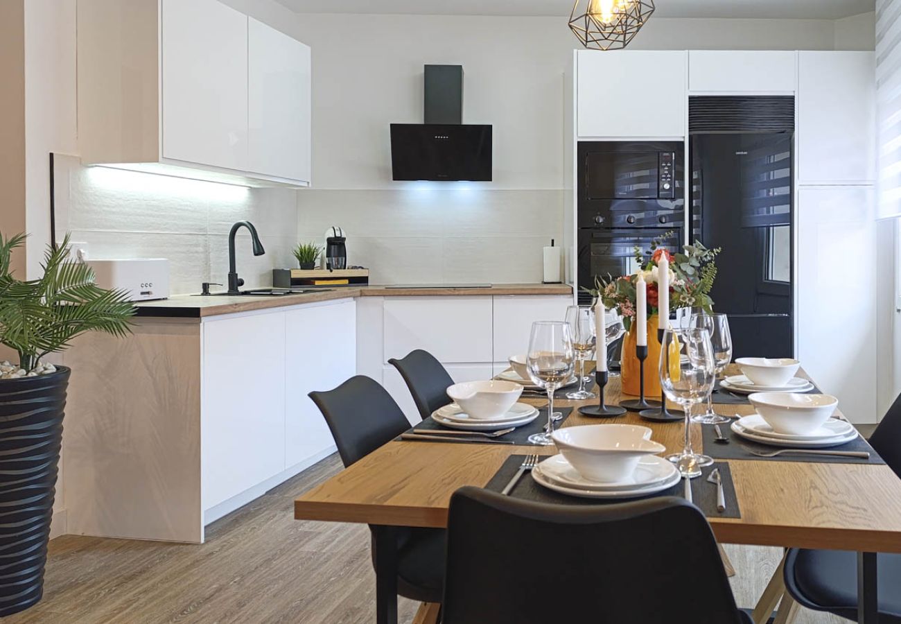 Apartamento en Gijón - 1A163 ALQUILER TEMPORADA Moderno a un paso Playa P