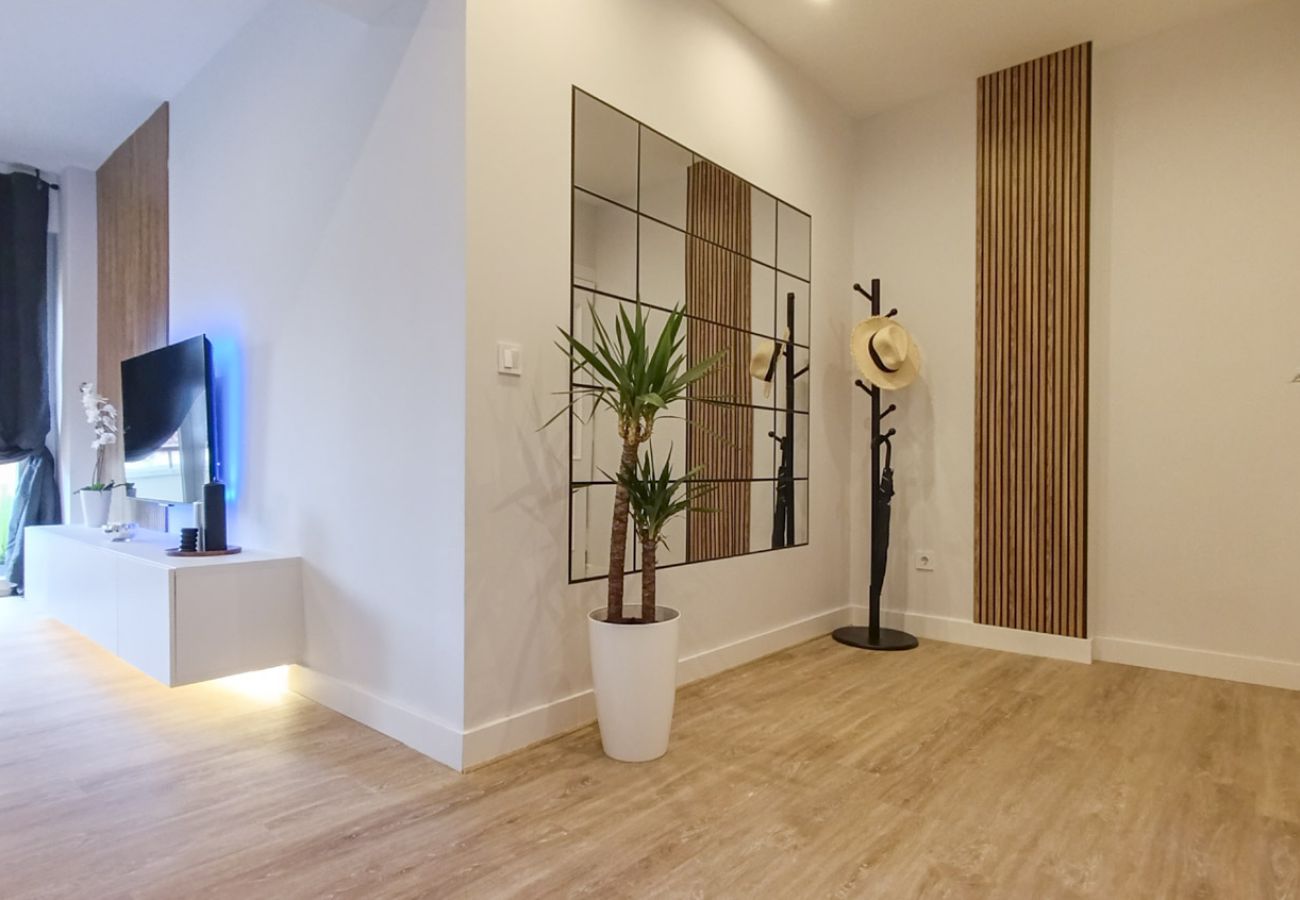 Apartamento en Gijón - 1A163 ALQUILER TEMPORADA Moderno a un paso Playa P