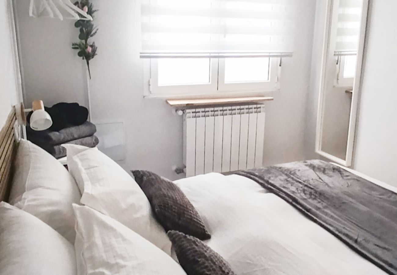 Apartamento en Gijón - 1A163 ALQUILER TEMPORADA Moderno a un paso Playa P
