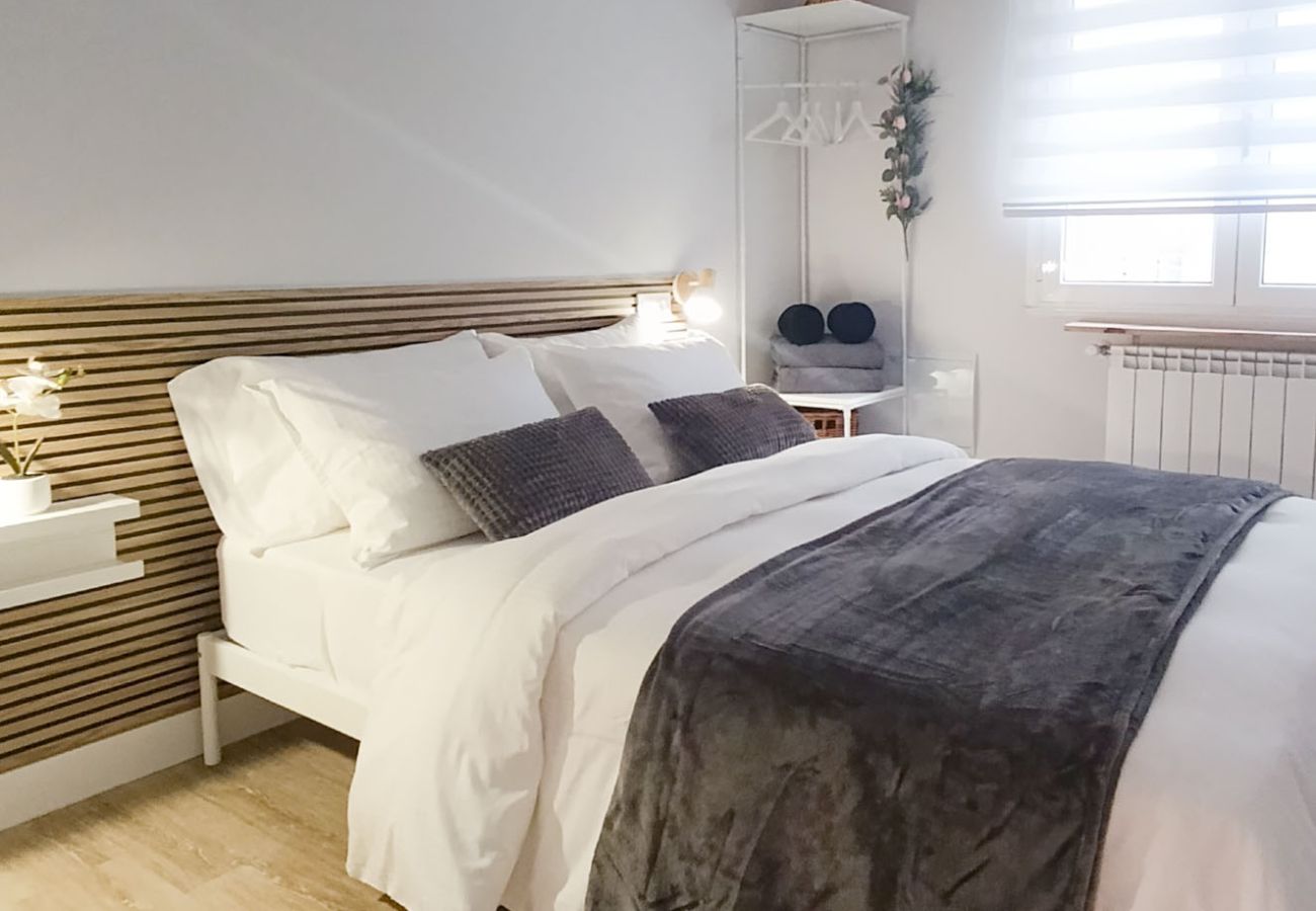 Apartamento en Gijón - 1A163 ALQUILER TEMPORADA Moderno a un paso Playa P